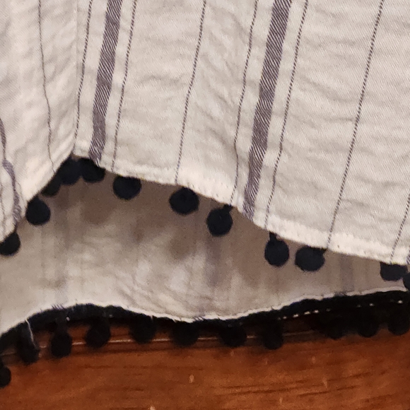 John Mark Cream and Blue Button Down Shirt - Picture 4 of 7